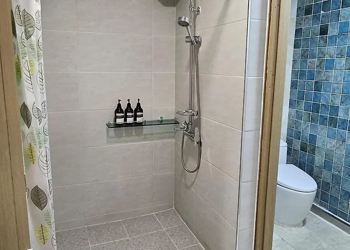 J Honor Apartament *
