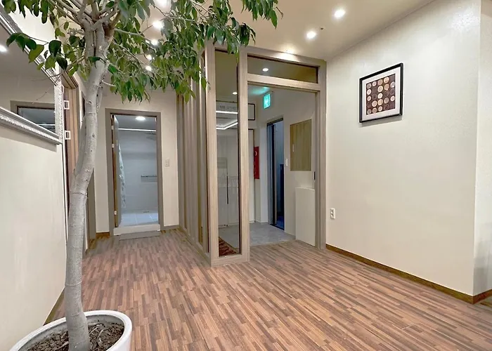 J Honor Apartament