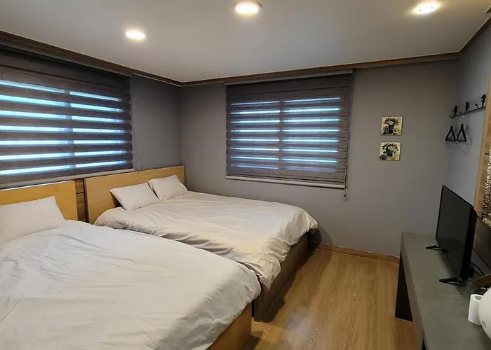 J Honor Apartament