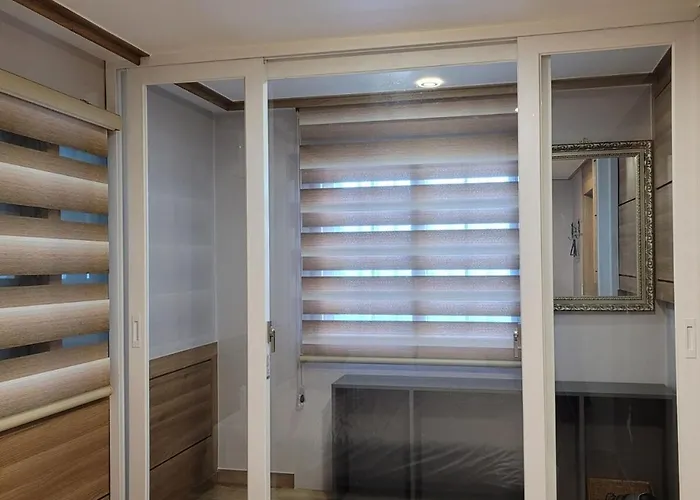 J Honor Apartament